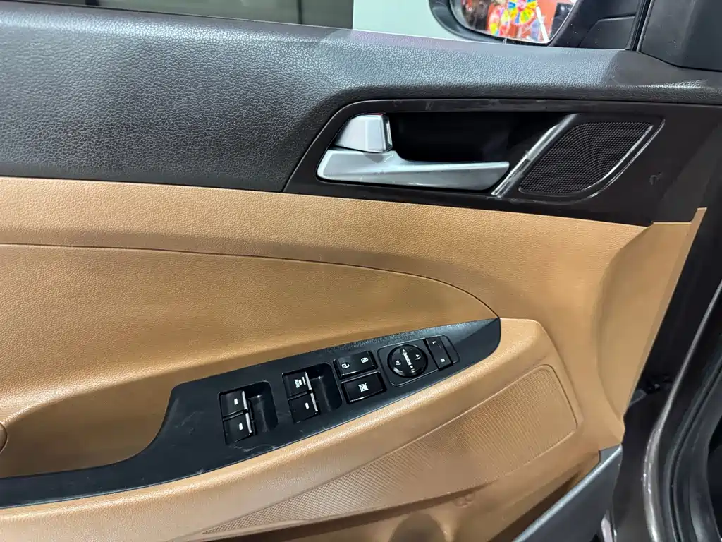 Hyundai Tucson 2016 — фото 13