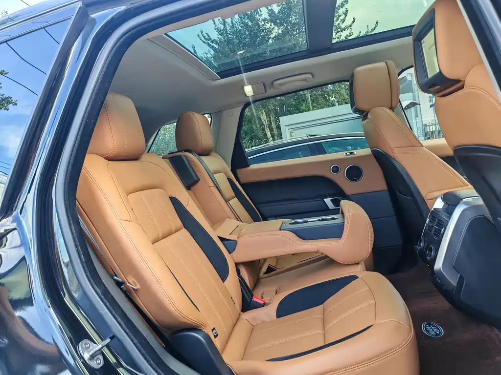 Land Rover Range Rover Sport 2022 — фото 20
