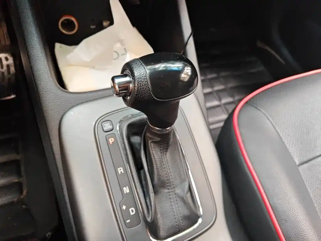 Kia K3S 2015