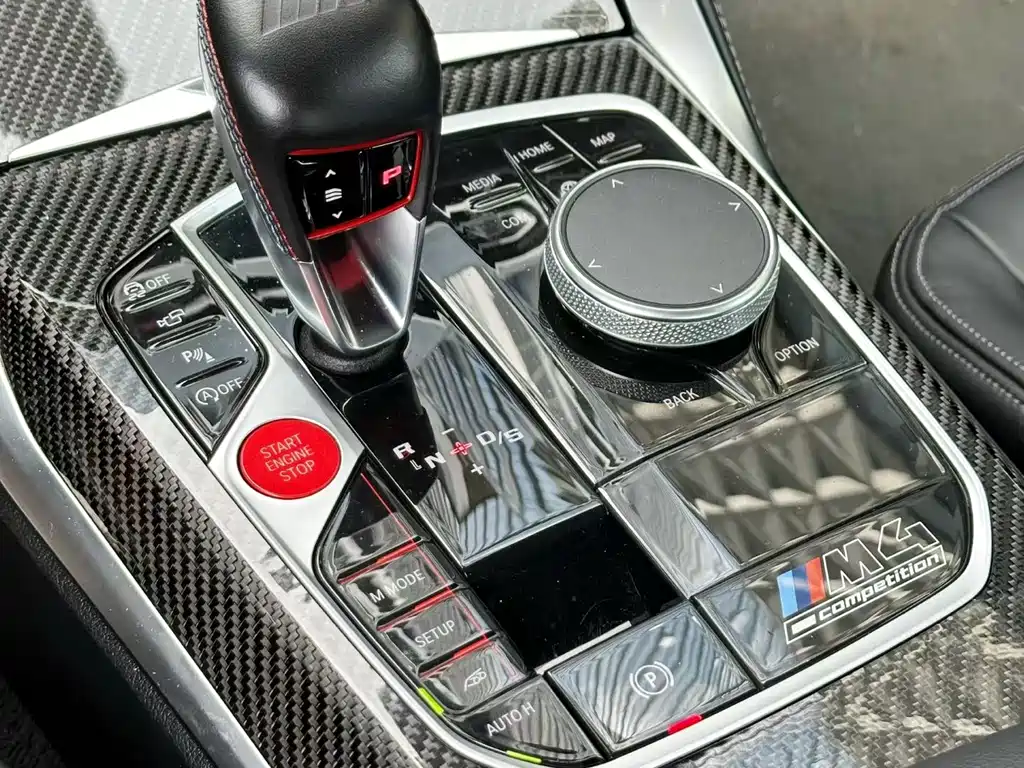 BMW M4 2024 — фото 8