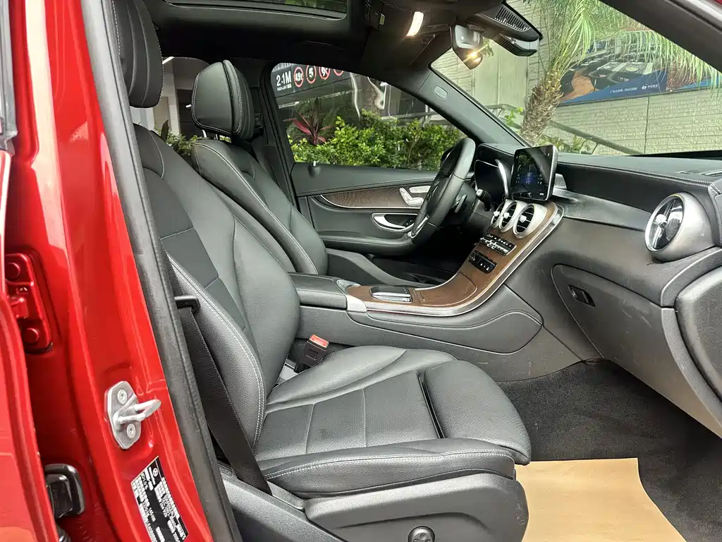 Mercedes-Benz GLC 2020 — фото 12