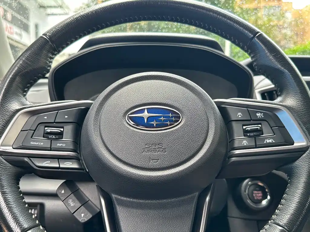 Subaru Forester 2018 — фото 15