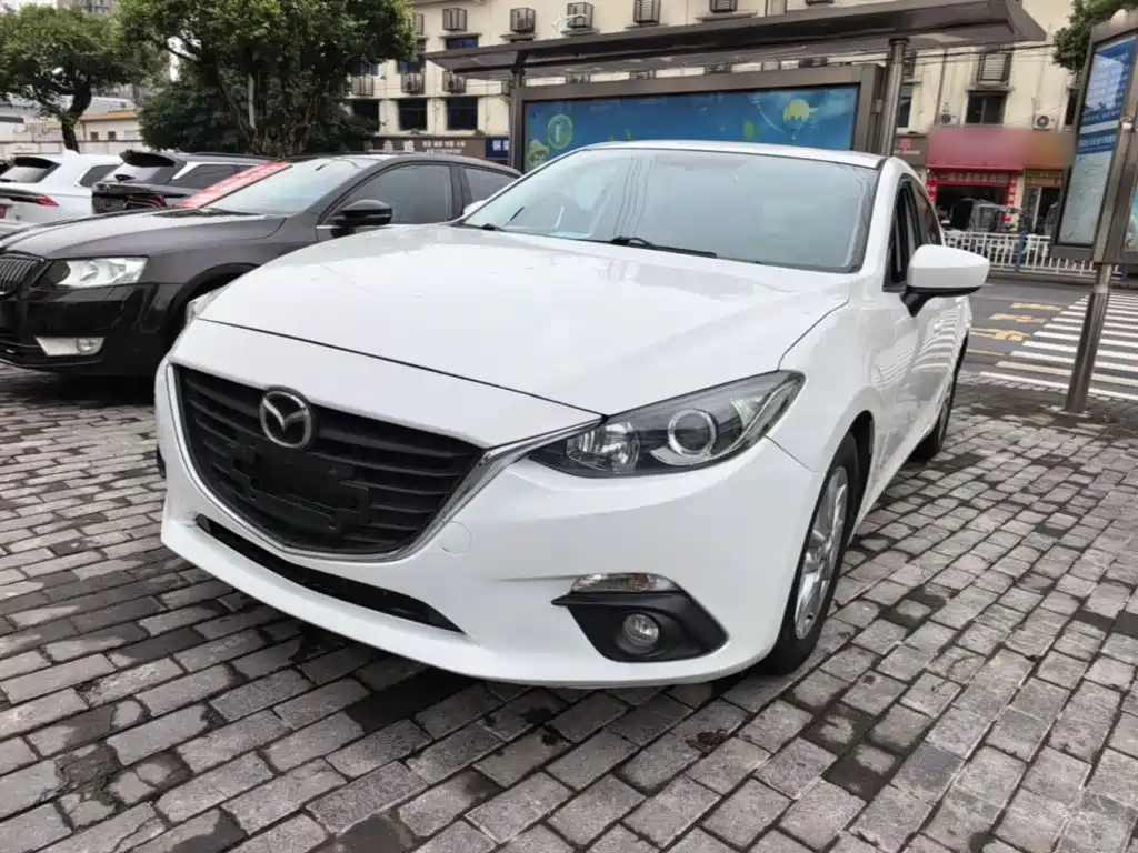 Mazda 3 Angkesela 2015