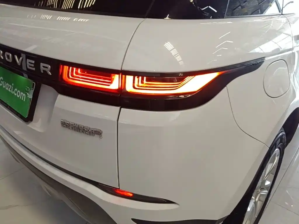 Land Rover Evoque 2020 — фото 8