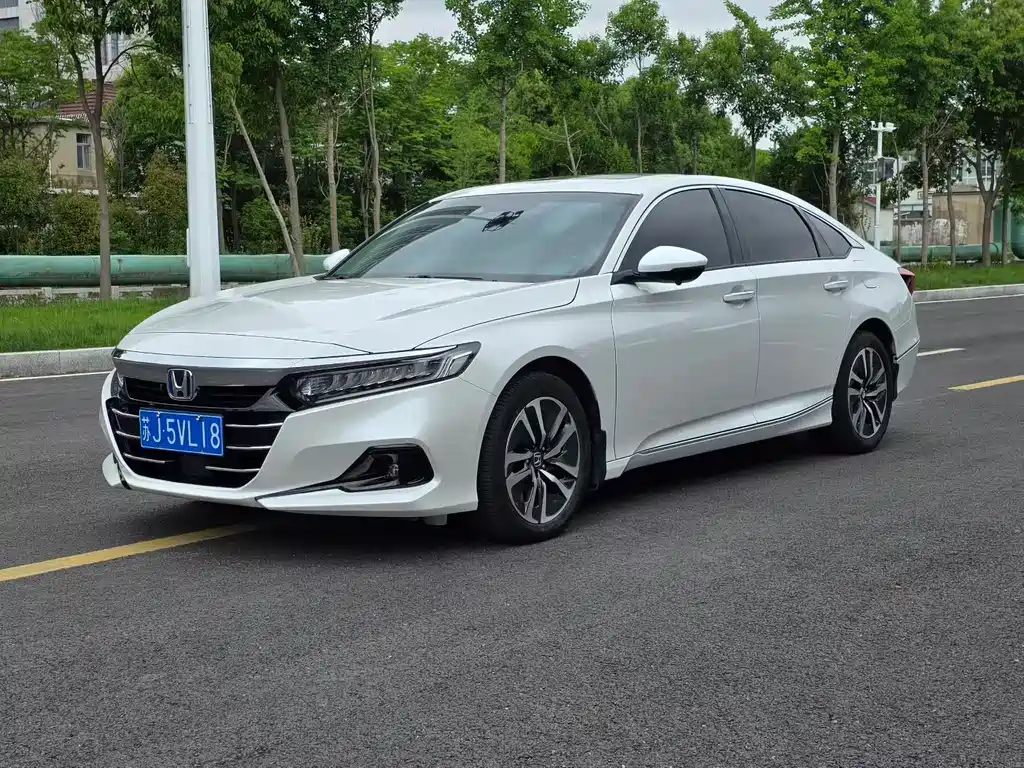 Honda Accord 2023 — фото 1