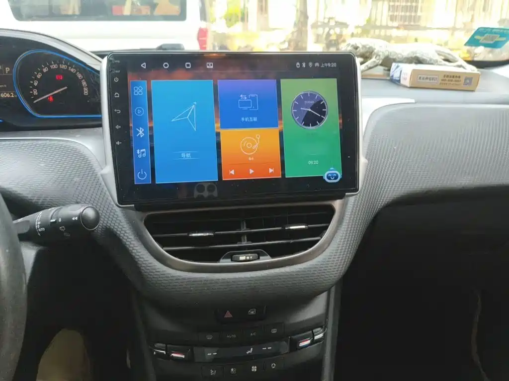 Peugeot 2008 2014