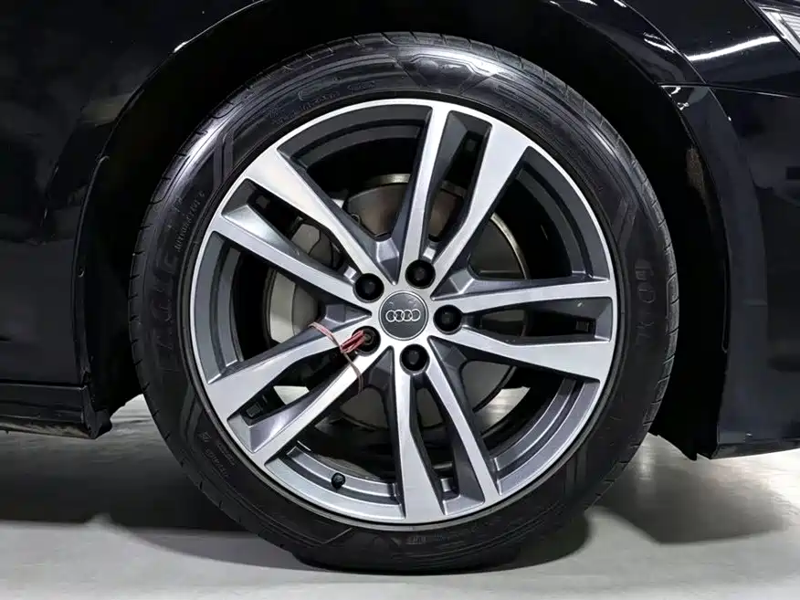 Audi A6L 2021 — фото 16