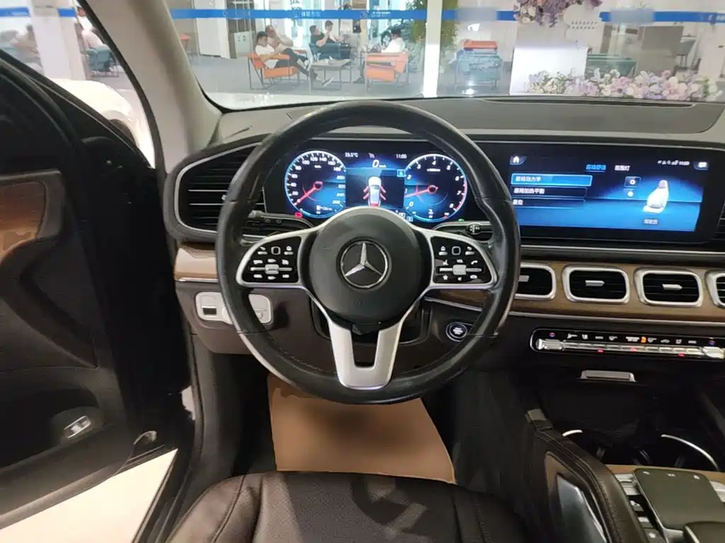 Mercedes-Benz GLE 2019 — фото 11