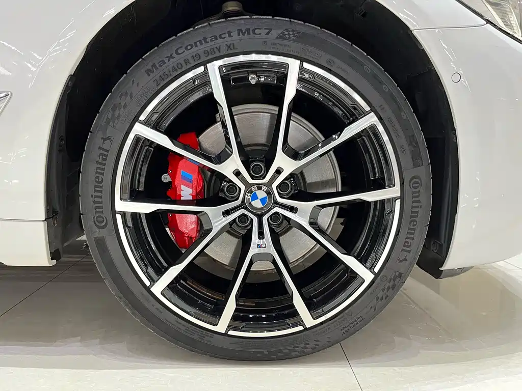 BMW 5 Series 2023 — фото 11