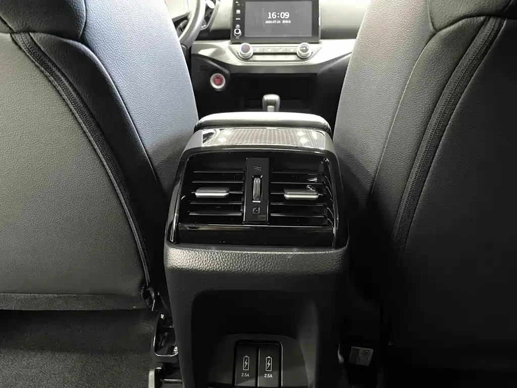 Honda Envix 2022 — фото 12
