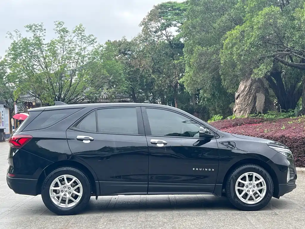 Chevrolet Equinox 2021 — фото 13