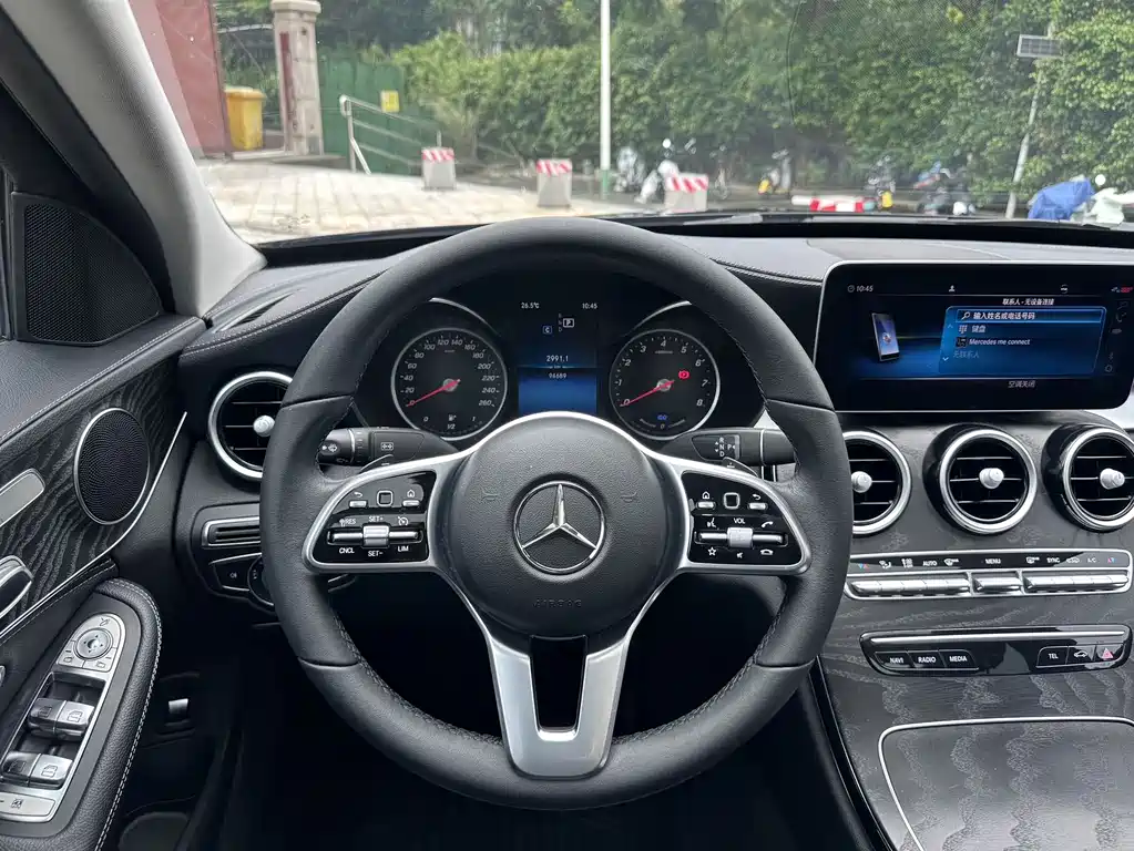 Mercedes-Benz C-Class 2019 — фото 14