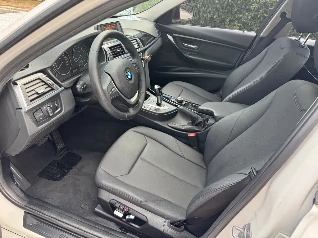 BMW 3 Series 2017