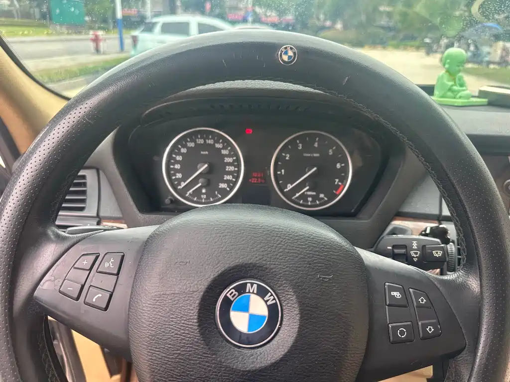 BMW X5 2011 — фото 24