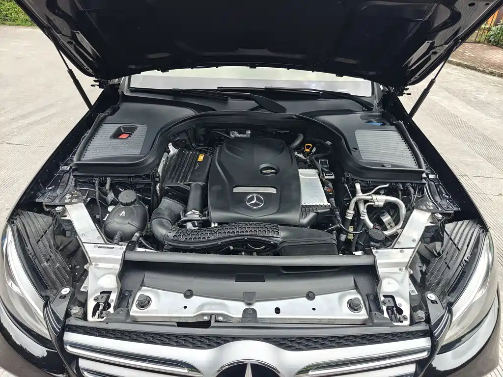 Mercedes-Benz GLC 2019 — фото 18