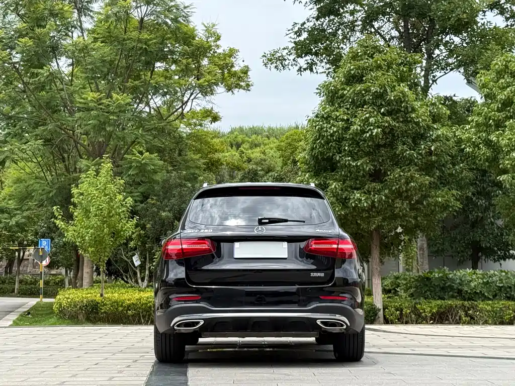 Mercedes-Benz GLC 2018 — фото 8