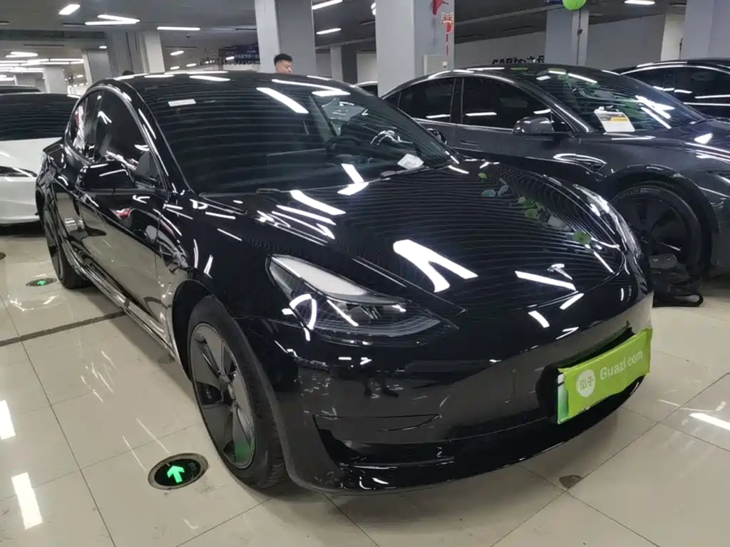 Tesla Model 3 2023