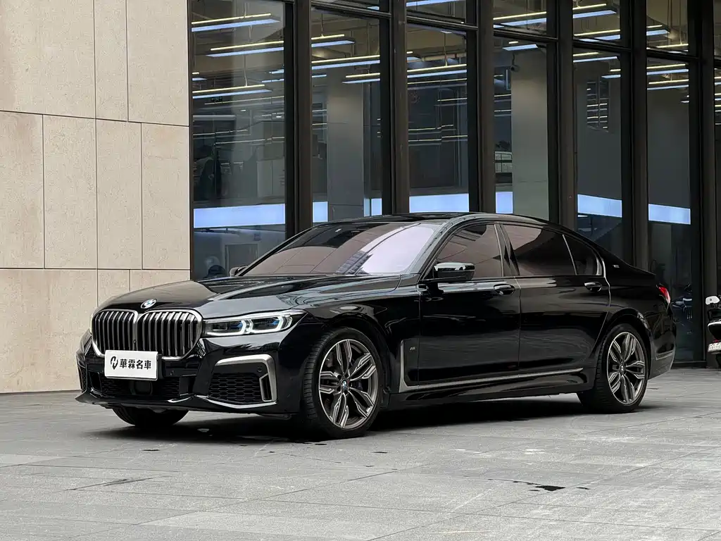 BMW 7 Series 2019 — фото 1