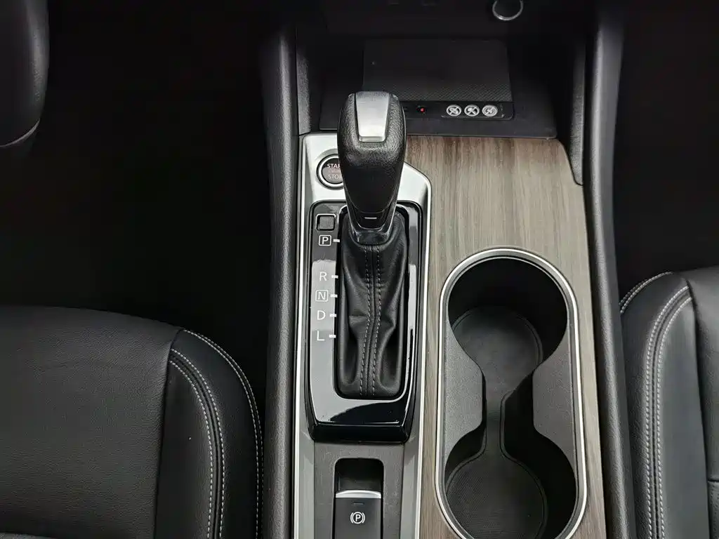 Nissan Teana 2023 — фото 13