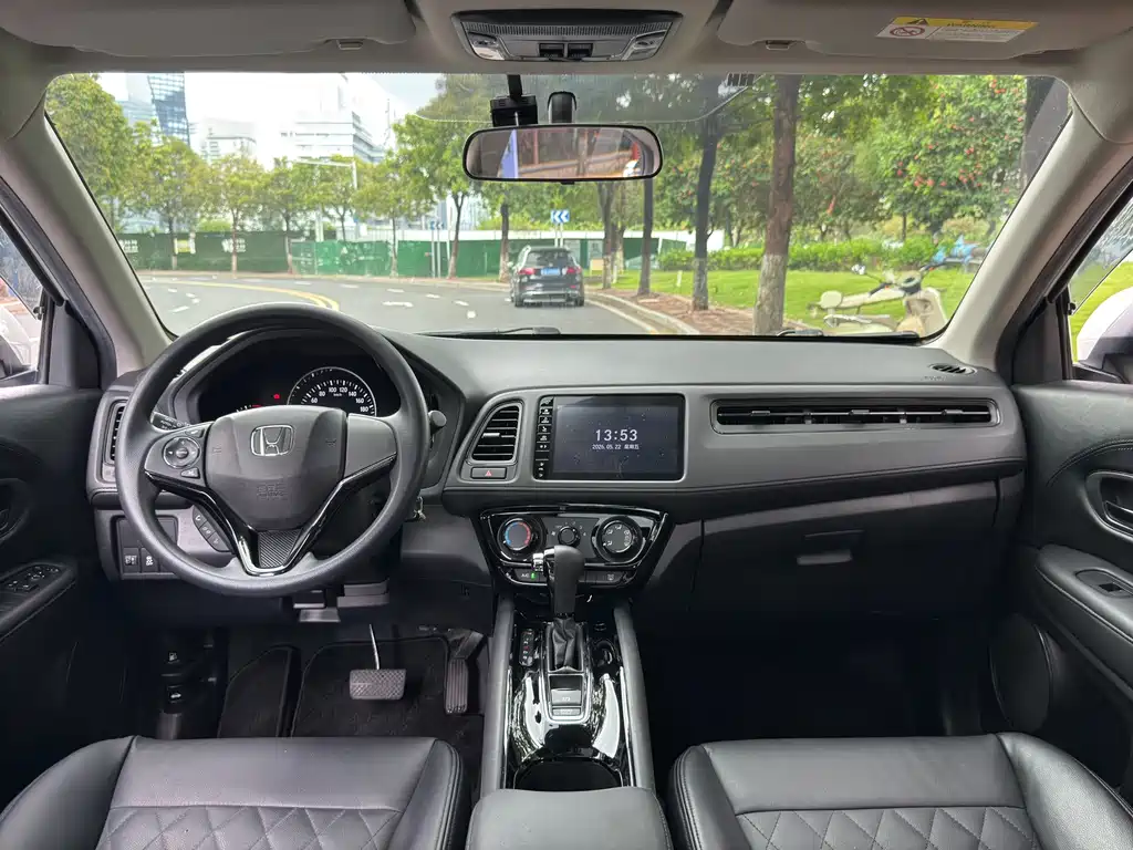 Honda Vezel 2020 — фото 11