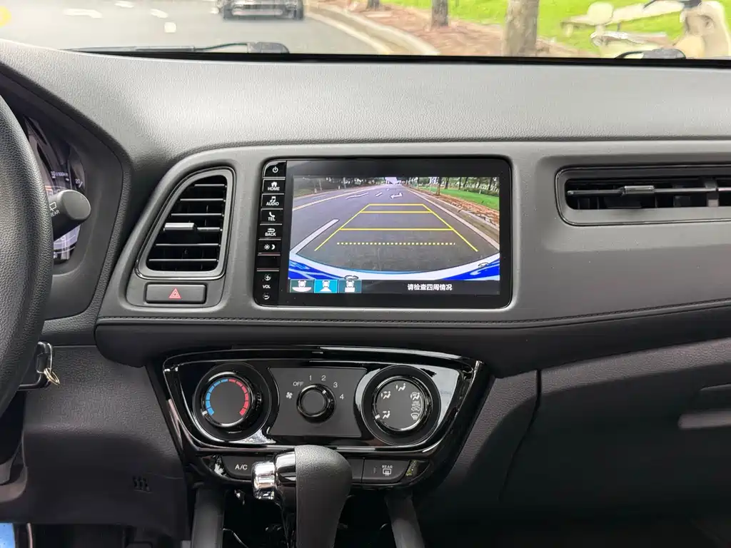 Honda Vezel 2020 — фото 13
