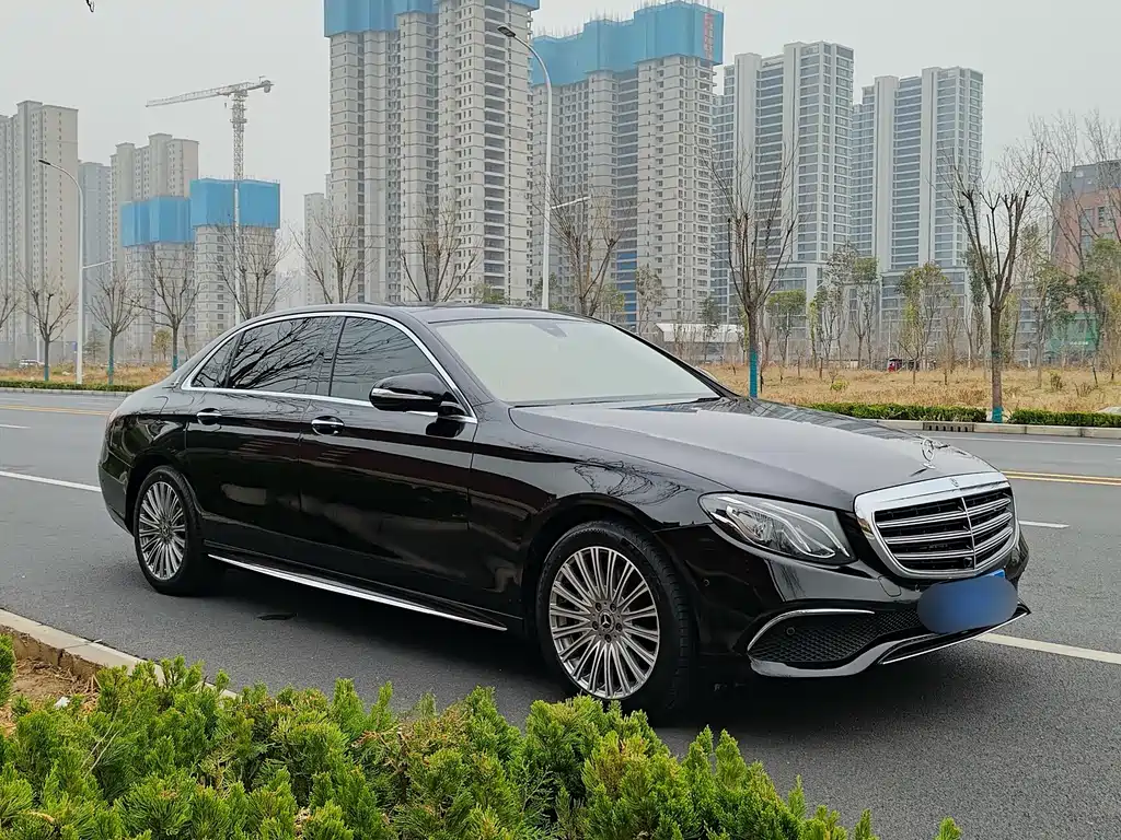 Mercedes-Benz E-Class 2016 — фото 3
