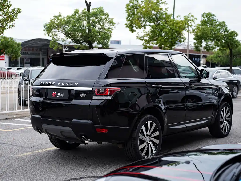 Land Rover Range Rover Sport 2016 — фото 9