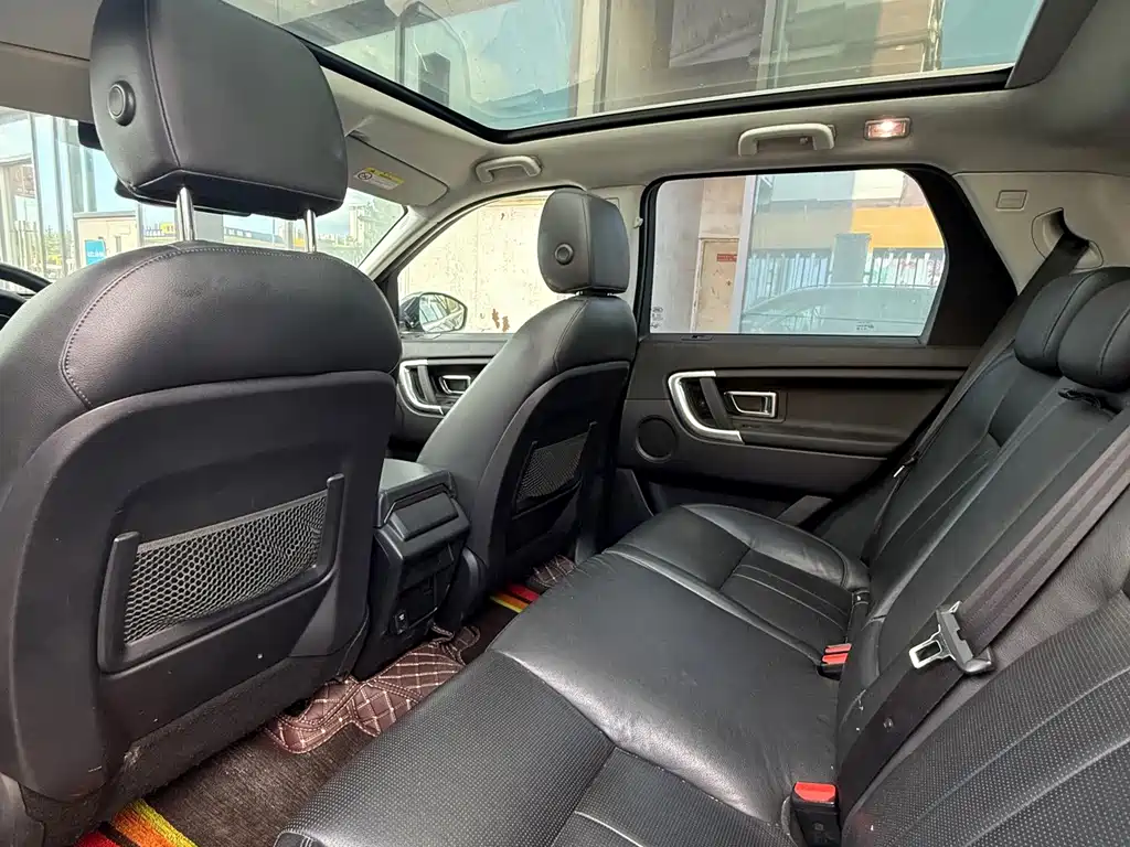 Land Rover Discovery Sport 2019 — фото 6