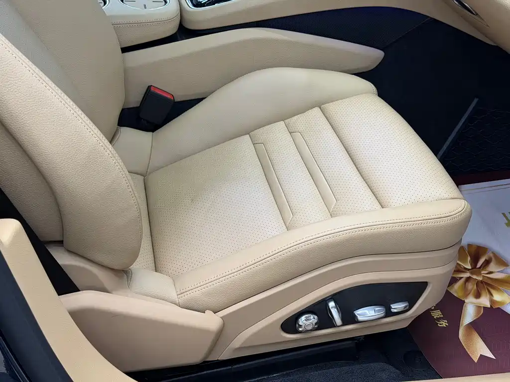 Porsche Panamera 2018 — фото 9