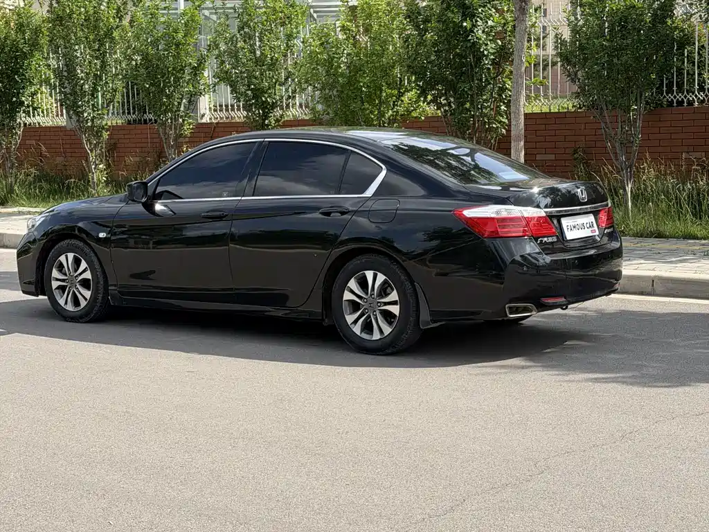 Honda Accord 2016 — фото 6