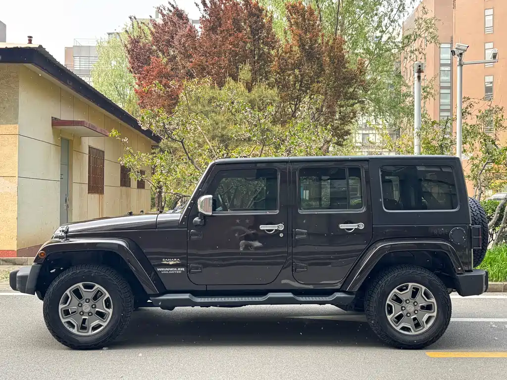 Jeep Wrangler 2014 — фото 4
