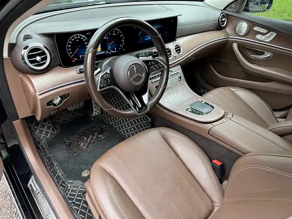 Mercedes-Benz E-Class 2021