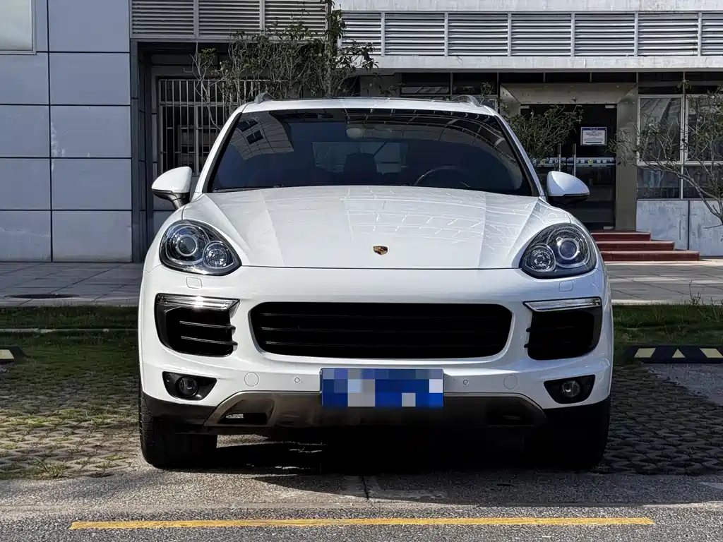 Porsche Cayenne 2016 — фото 3