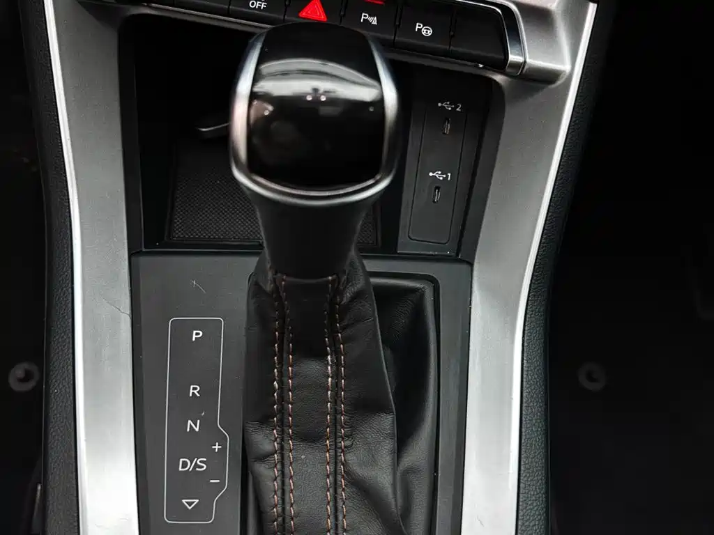 Audi Q3 2022 — фото 13