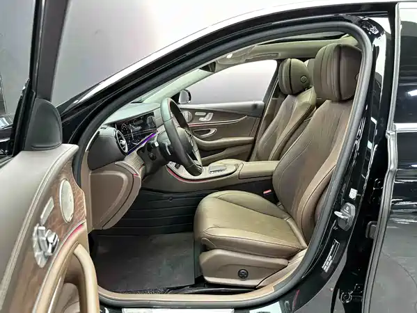 Mercedes-Benz E-Class 2021
