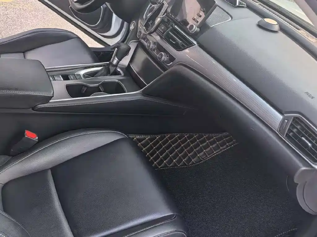 Honda Accord 2019 — фото 14