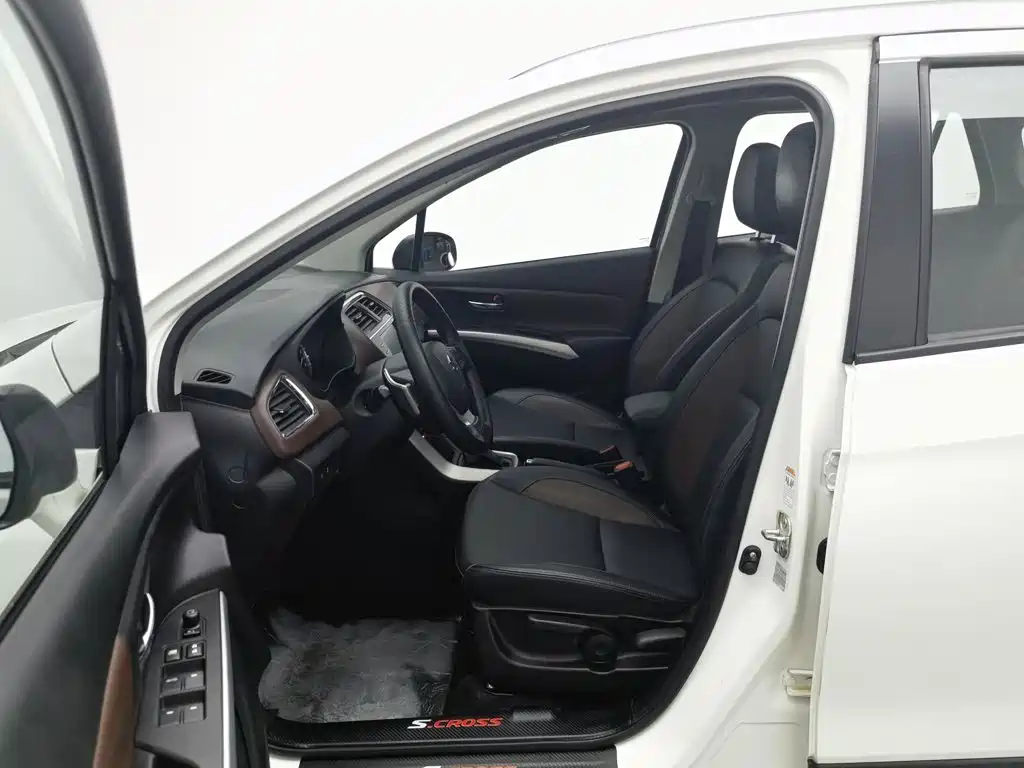 Suzuki Vitara 2018 — фото 10
