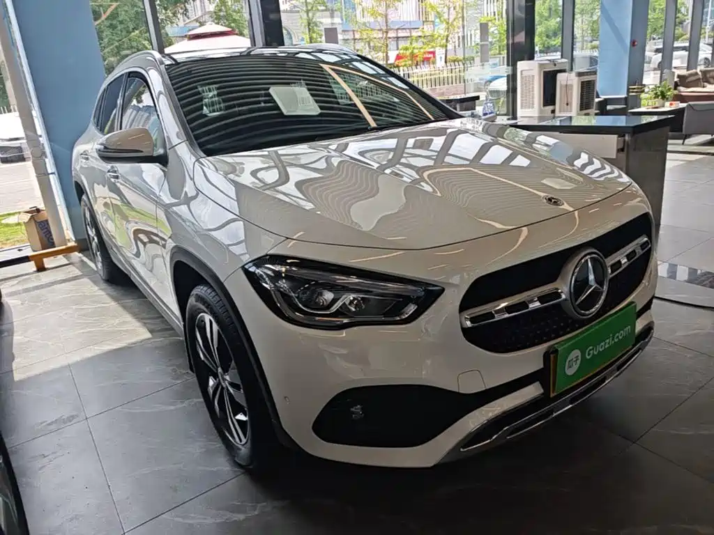 Mercedes-Benz GLA 2023