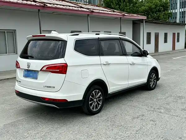 Baojun 730 2017