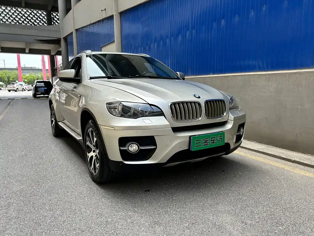 BMW X6 2012