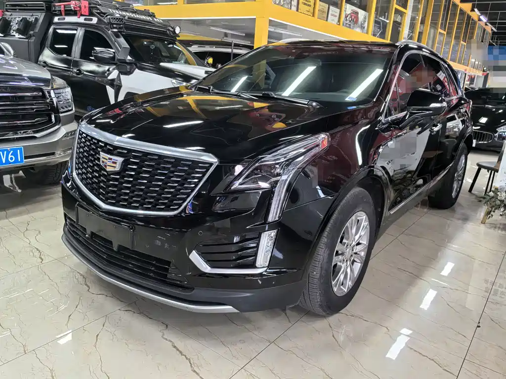 Cadillac XT5 2022 — фото 1