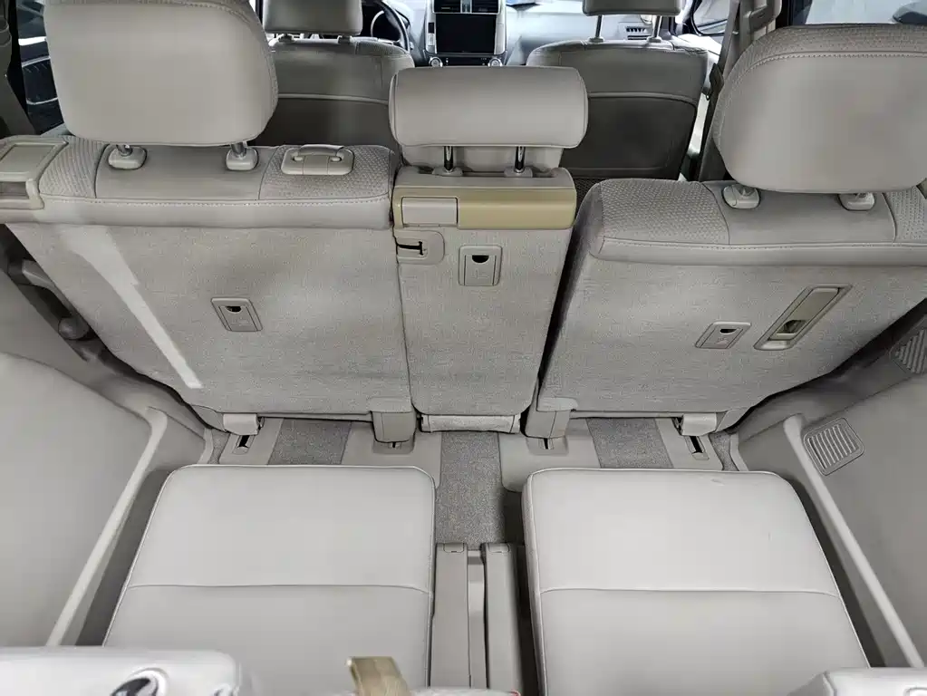 Toyota Prado 2014 — фото 15