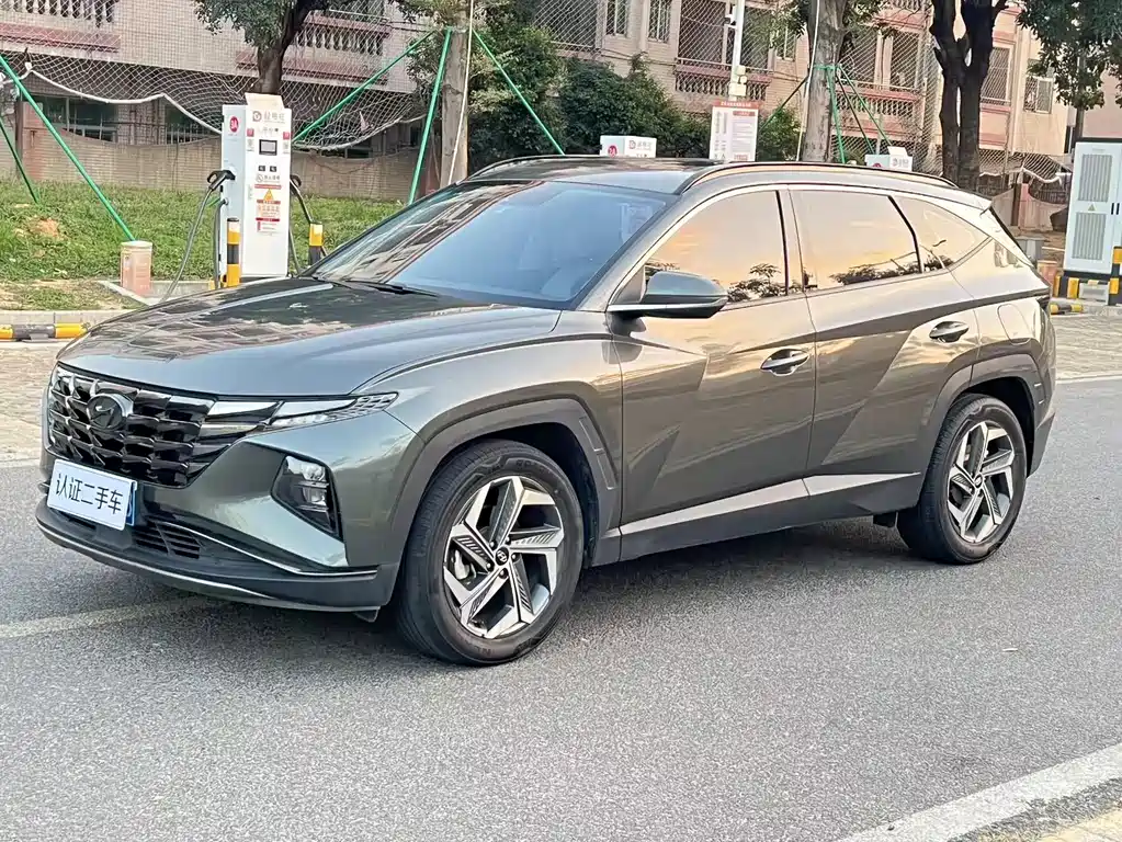Hyundai Tucson 2021 — фото 1