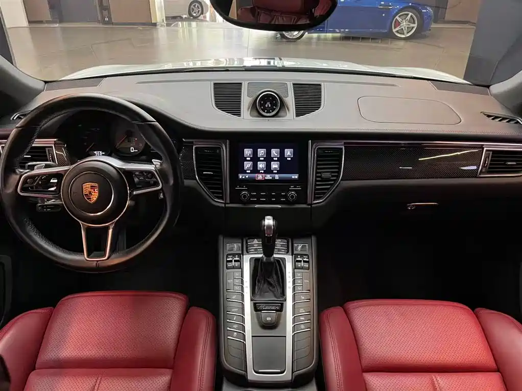 Porsche Macan 2018 — фото 6
