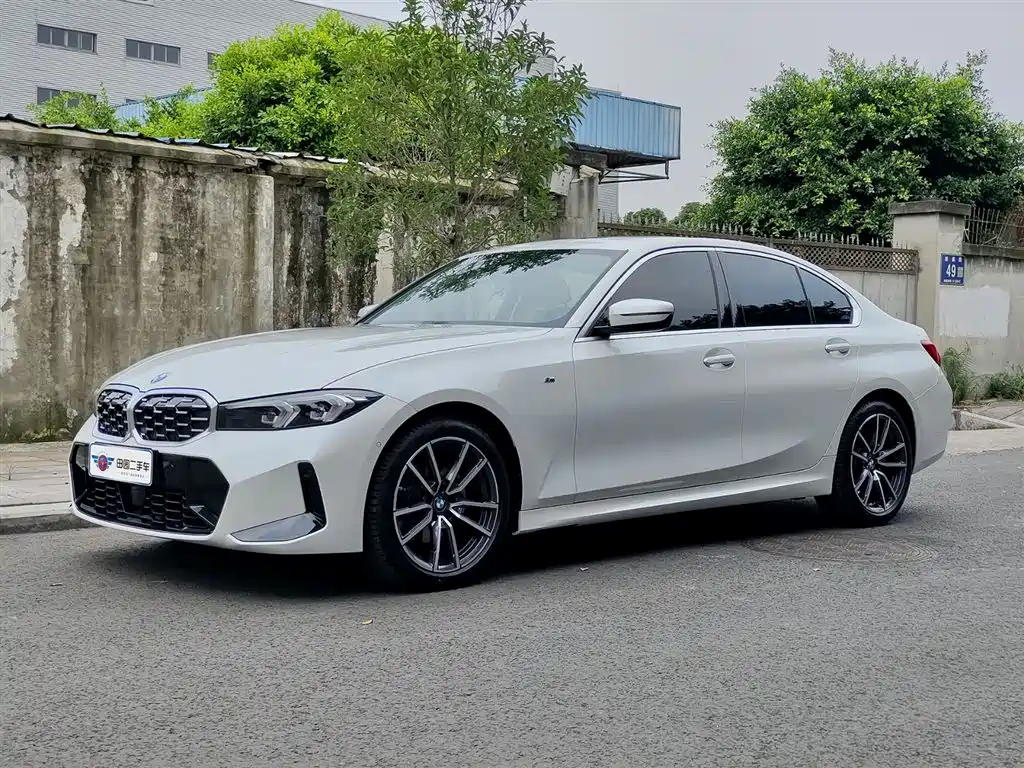 BMW 3 Series 2025