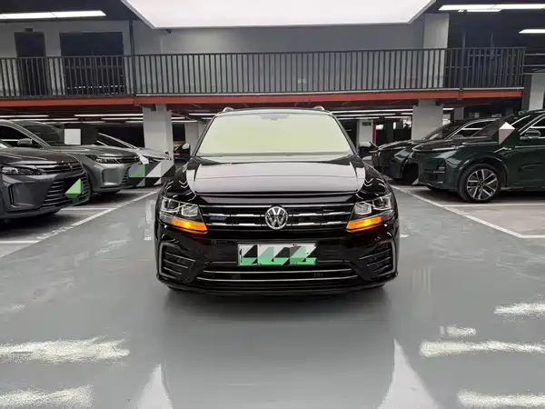Volkswagen Tiguan L Plug-In Hybrid 2020