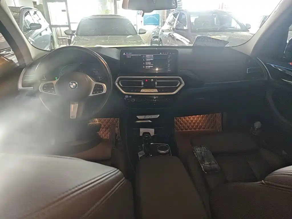 BMW iX3 2022 — фото 10