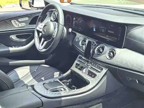 Mercedes-Benz CLS 2020
