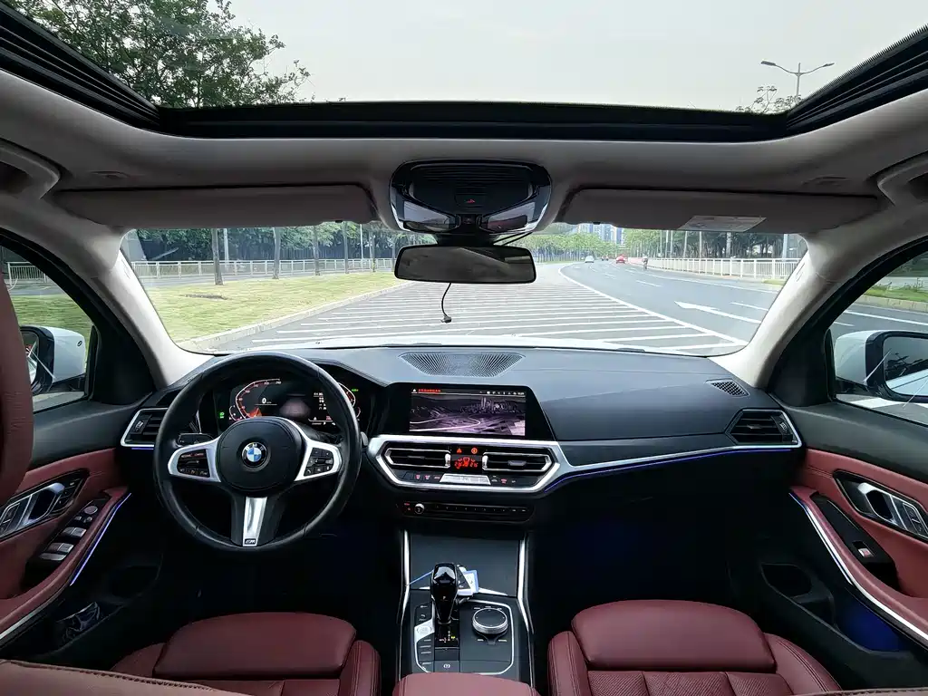 BMW 3 Series 2021 — фото 10