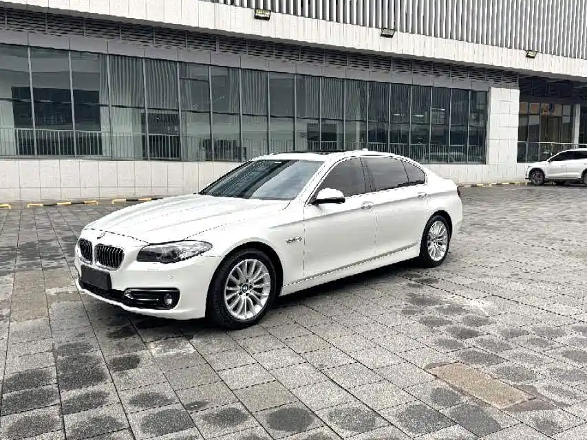 BMW 5 Series 2015